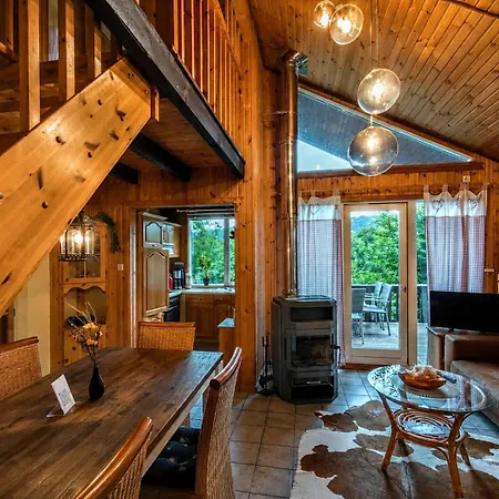Nyaraló Haus Waldblick *